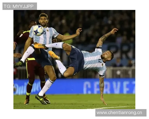 法甲巅峰对决里尔迎战马赛谁能在激战中笑到最后